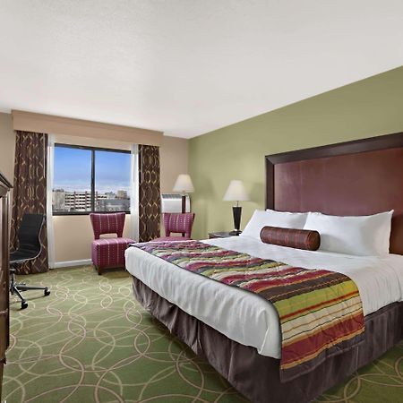 Days Inn By Wyndham Penn State State College Bagian luar foto