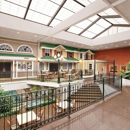 Days Inn By Wyndham Penn State State College Bagian luar foto