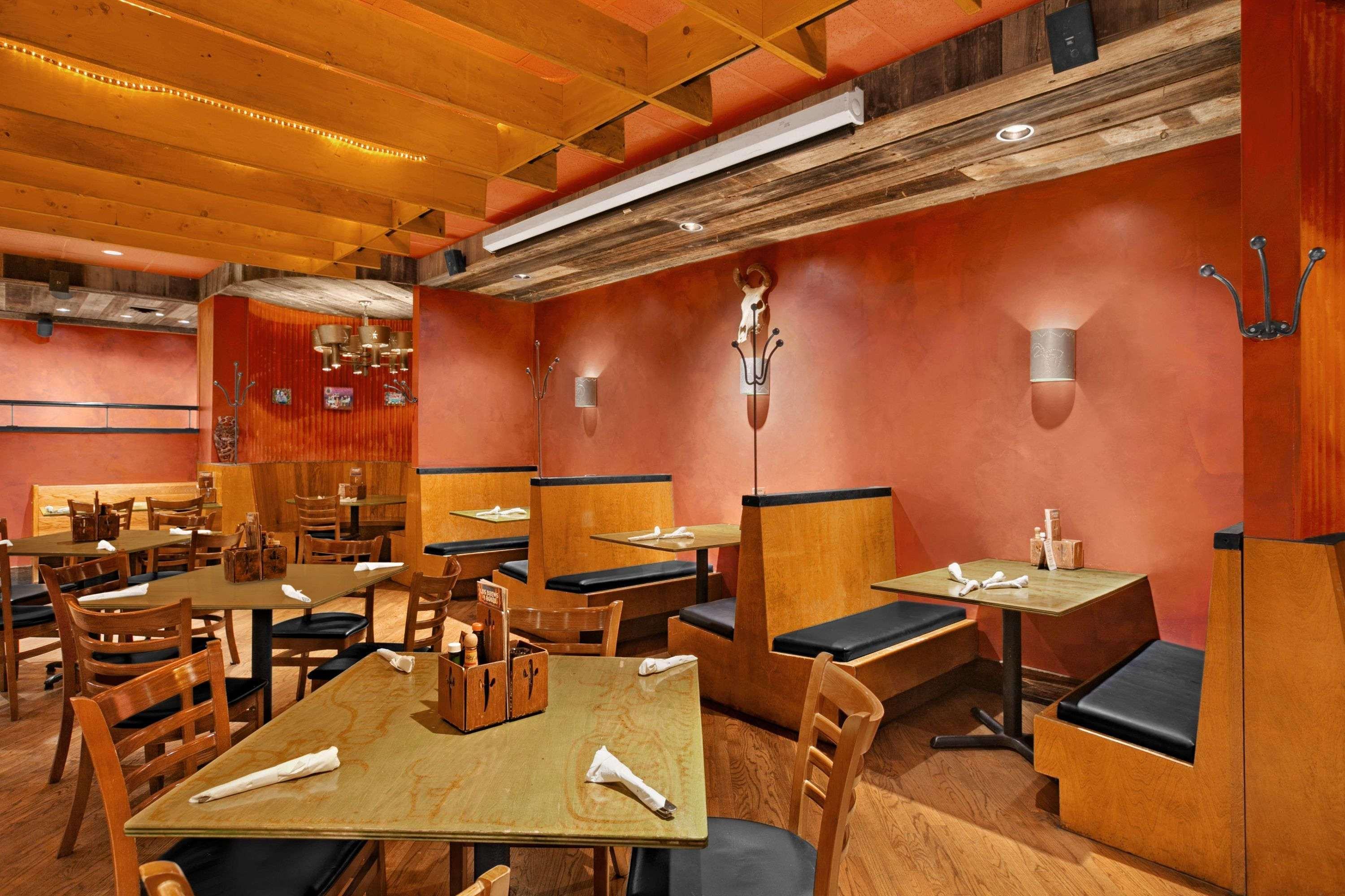 Days Inn By Wyndham Penn State State College Bagian luar foto