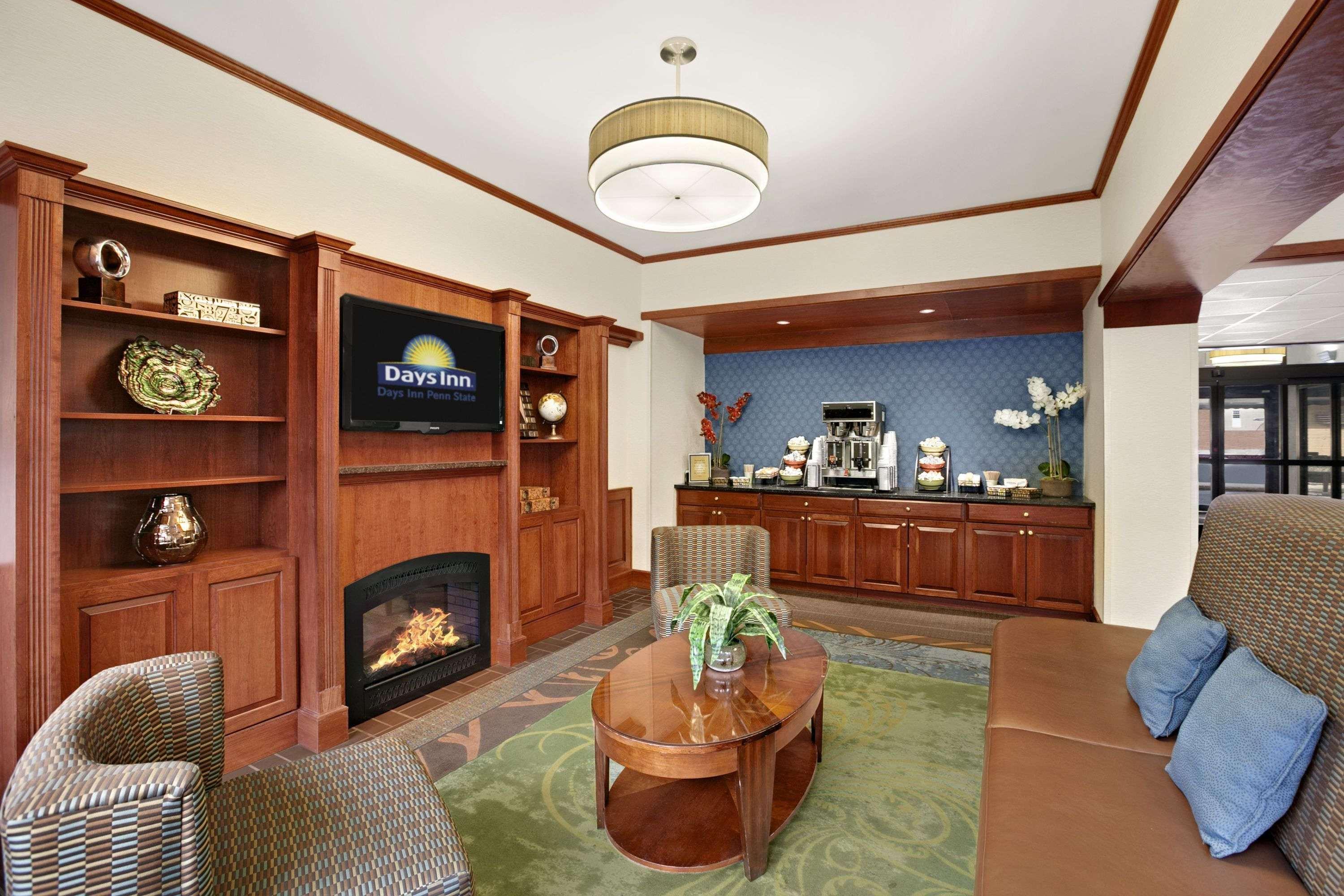 Days Inn By Wyndham Penn State State College Bagian luar foto